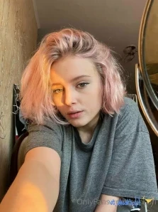 Sunsofi - aesthetic and sexy