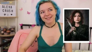 Thealexacrush - Hand In My Panties