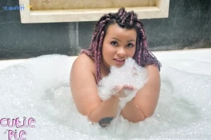 Cutiepiiechubby - Babe show me your cock I ll show you what a slut I