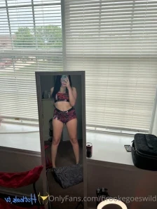 Brookegoeswild - Sensual Strip Tease in Neon Yellow Bikini Post-Gym