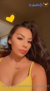 Brookegoeswild - Positive mind positive vibes