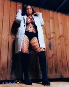 Brasiquinzel - Watch this honey drizzle PSA add my new Snapchat