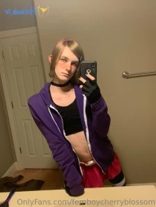 Femboycherryblossom - Work has been fucking awful and I m so