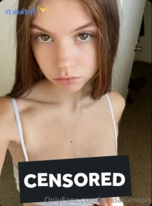 Kendalljenson - jesica burton just made her page 𝗙𝗥𝗘𝗘 Go