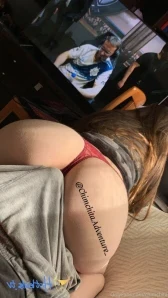Chimchitansfw - En mi vida pensé que un traje de marinera me quedase