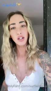 Surfwithclaire - Fun little video from the other day Love this board