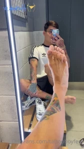 Tattooboyfeet - my straight cousin s feet ggboyfeet Full vid 30 min part 1