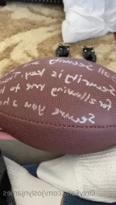 Joslynjames - Do you know where I want to sit