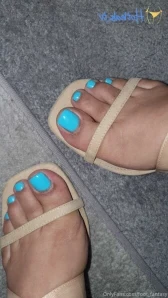 Foot_fantasy - Which do you want have hand job foot job or put it