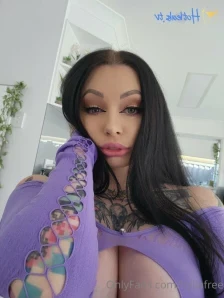 Hyliafree - Hope you have a great xmas want to gift me Send me a tip