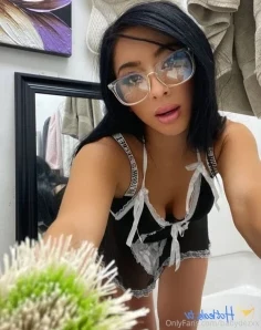 Babydezxx - You can do whatever you want to me just make me feel good