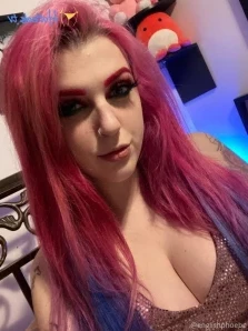 Englishphoebe - I get so horny before bed when do you get most horny