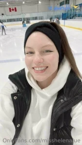 Misshelenalue - Gotta have my warm thigh highs