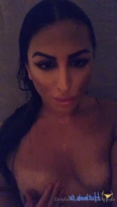 Tsnicolemilania - A nice warm shower 