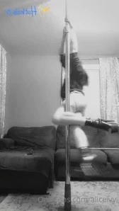 Aliceivy - dancing with the dogs