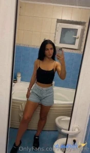 Rubyshyne - GOOD MORNING MY BABES Do you crave something naughty from