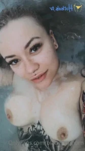 Blaueseinhorn - Cum lets hang by Thereforeluke IG