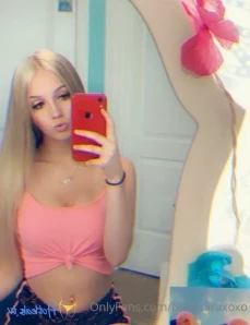 Babysaraxoxo - I woke up thinking about you after a dirty dream