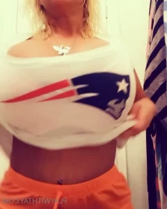 Taystevens - checkdms everyone keeps asking me for the nursing your