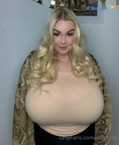 Schnataa - cute or hot