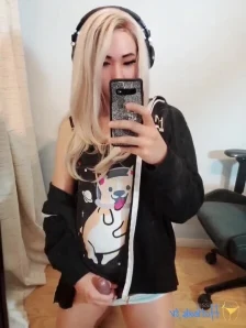 Jessicaaoki - Hi I m making anal content again Come check it out while part 2