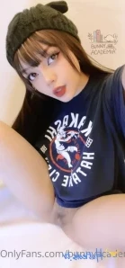 Kowaipet - Please buy my videos it s hard being homeless hmph
