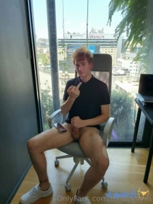 Tommykyra - Cock s sooo hard today