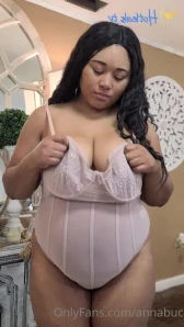 Annaboo22 - I have so many fans on here and yet nobody talks to me 