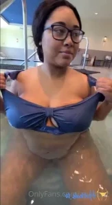 Annaboo22 - Put a titty in your mouth