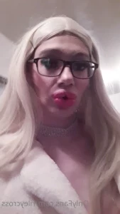 Rileycross - Little blonde bimbo