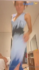 Femme_god - Hi loves I m traveling to the beach today You re going to