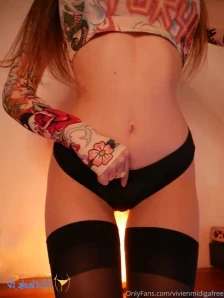 Vivienmidigafree - With Halloween in the air I m feeling calm and cozy