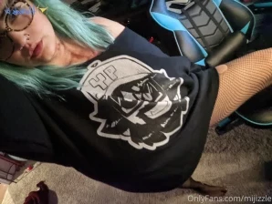 Mijizzle - This year so far pictures of creampies part 6
