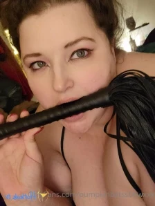 Pumpkinbatssbbwxxx - Let me smother you with my boobs