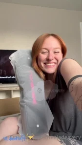 Freejadeavery - Dyed my hair and I m newly single I m about to be the