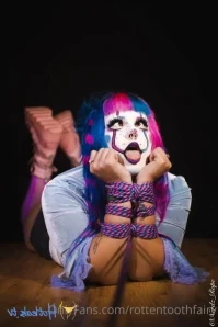 Rottentoothfairy - TEASER what other clown do you know that looks this