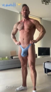 Tom0fbrussels - Stuffing 