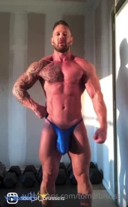 Tom0fbrussels - How about the red thongs