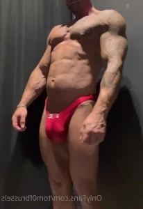 Tom0fbrussels - How about the red thongs part 2