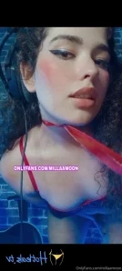 Millaamoon - Toda dia um video no banho part 4