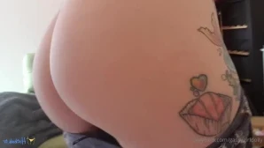 Gassygirldolly - My friend giggling in the background Such a good fart