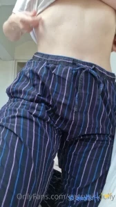 Gassygirldolly - Shtiiiiionky Smelt like pet food