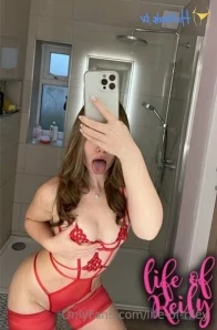 Life-of-riley - Looking for a good boy that will lick my pussy and