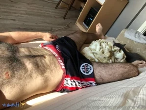 Veryhairyman888 - I decided to make my penis muscle