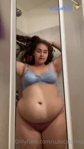 Cutecatanna - Hi guys A lot is going on in my life rn breaking up