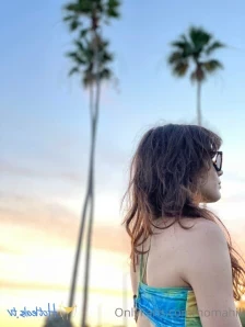 Nomahill - It s Monday That means I m working on my tan