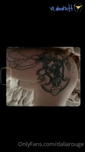 Daliarouge - Night time stretches yoga with me