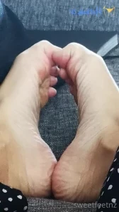 Sweetfeetnz - Can someone top up my glass please and kiss my feet