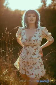 Bluejayfree - Just a little low priced tidbit going out on my fanhouse