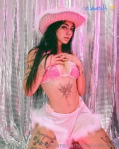 Itsaliyahmarie - tiktok lovedddd these should I do a topless version